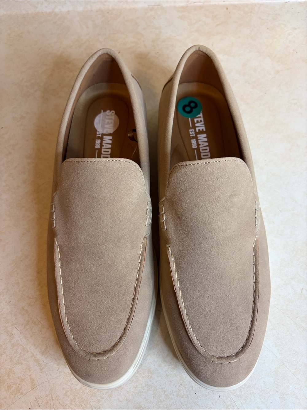 Steve Madden Beige/Tan Slip-On Loafers size 8